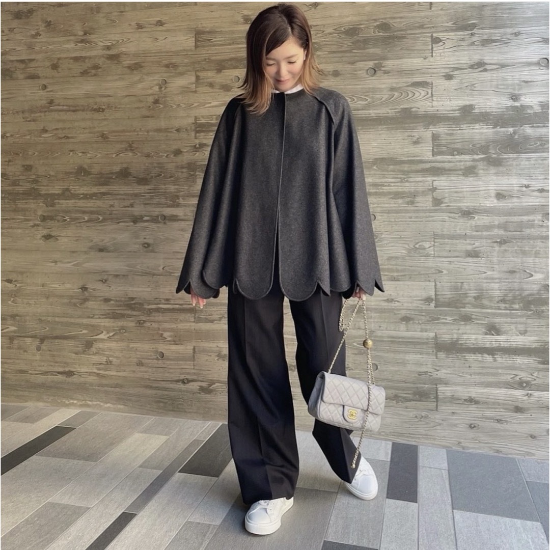 cygne スカラップケープ Sophie グレー シーニュ-