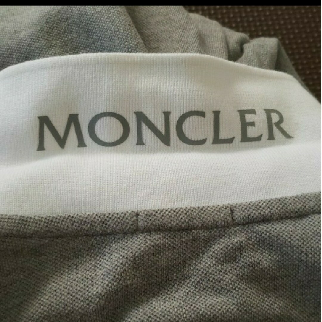 MONCLER(モンクレール)の美品　MONCLERポロシャツ メンズのトップス(ポロシャツ)の商品写真