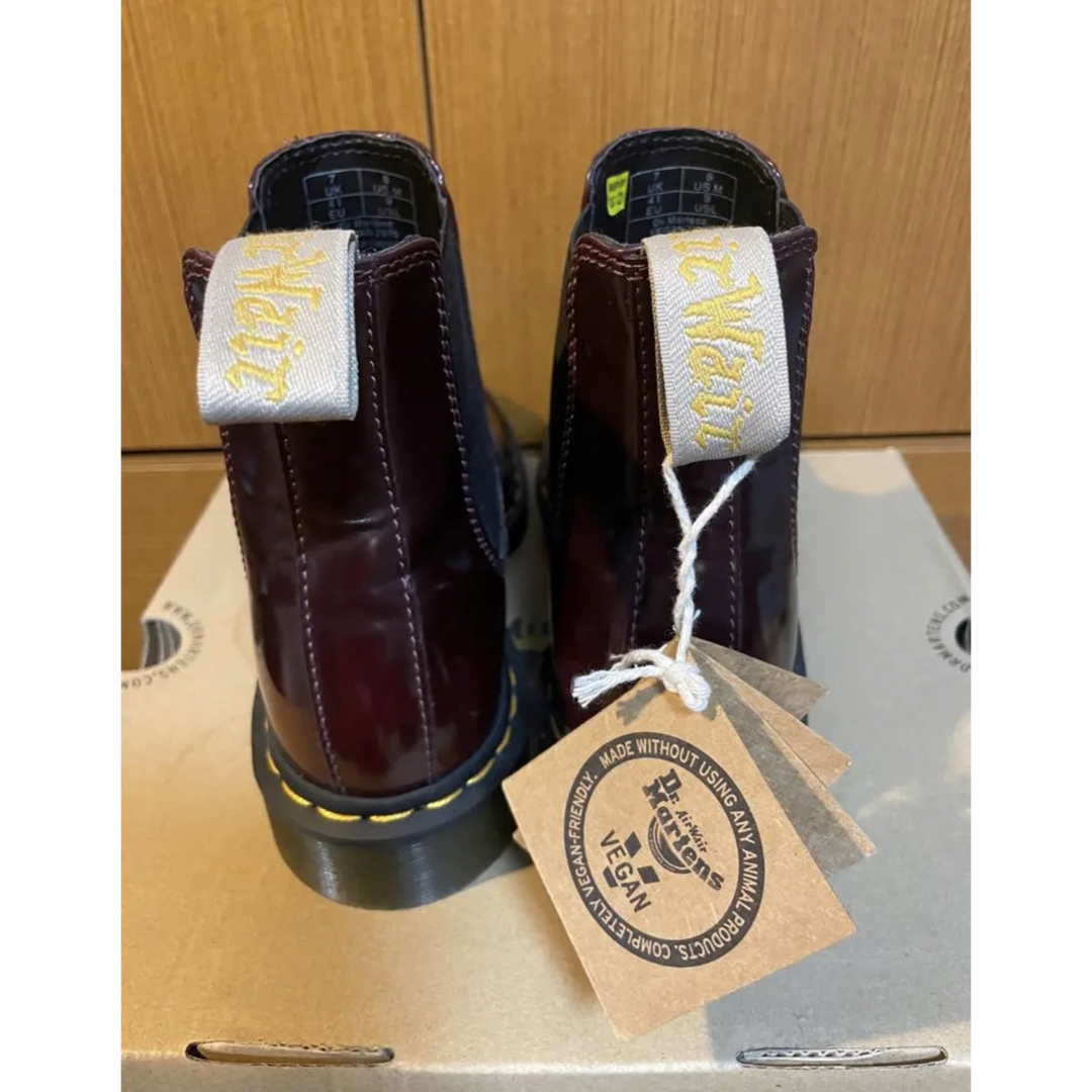 Dr.Martens(ドクターマーチン)のドクターマーチン VEGAN 2976 CHERRY RED メンズの靴/シューズ(ブーツ)の商品写真