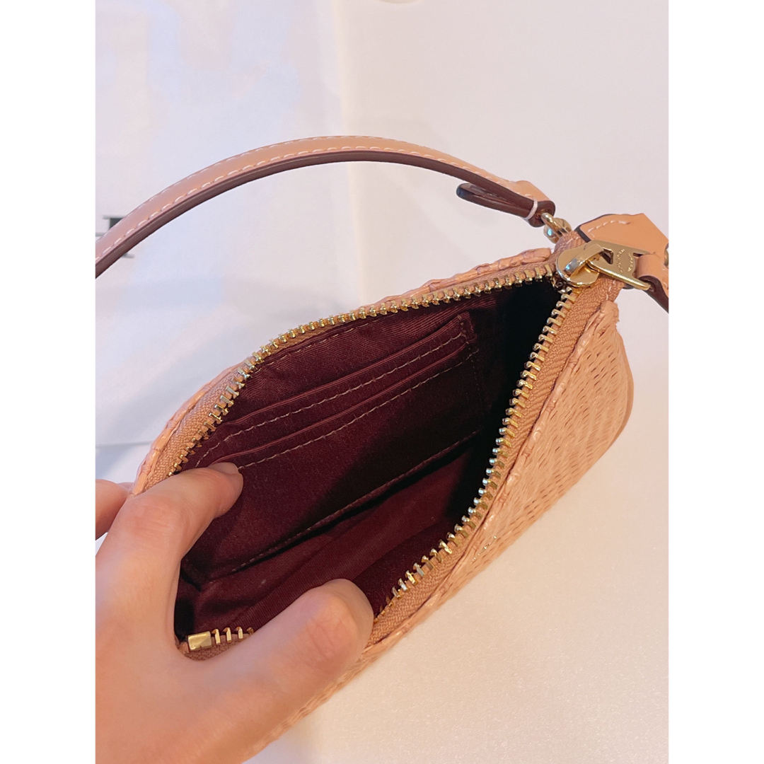 COACH(コーチ)のCOACH  Nolita 15 In Straw  ノリータ　ミニバッグ レディースのバッグ(ハンドバッグ)の商品写真