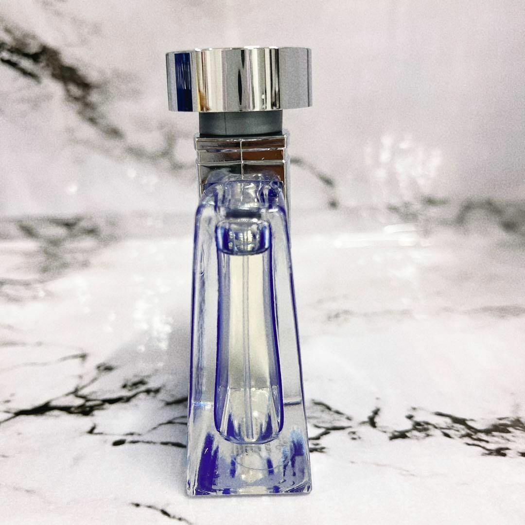 BVLGARI(ブルガリ)の新品 BVLGARI ブルガリ ブループールオム オーデトワレ 30ml 香水 コスメ/美容の香水(香水(男性用))の商品写真