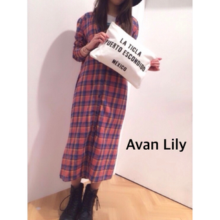 Avan Lily - 【値下げ】Avan Lily 母娘コーデセットの通販 by