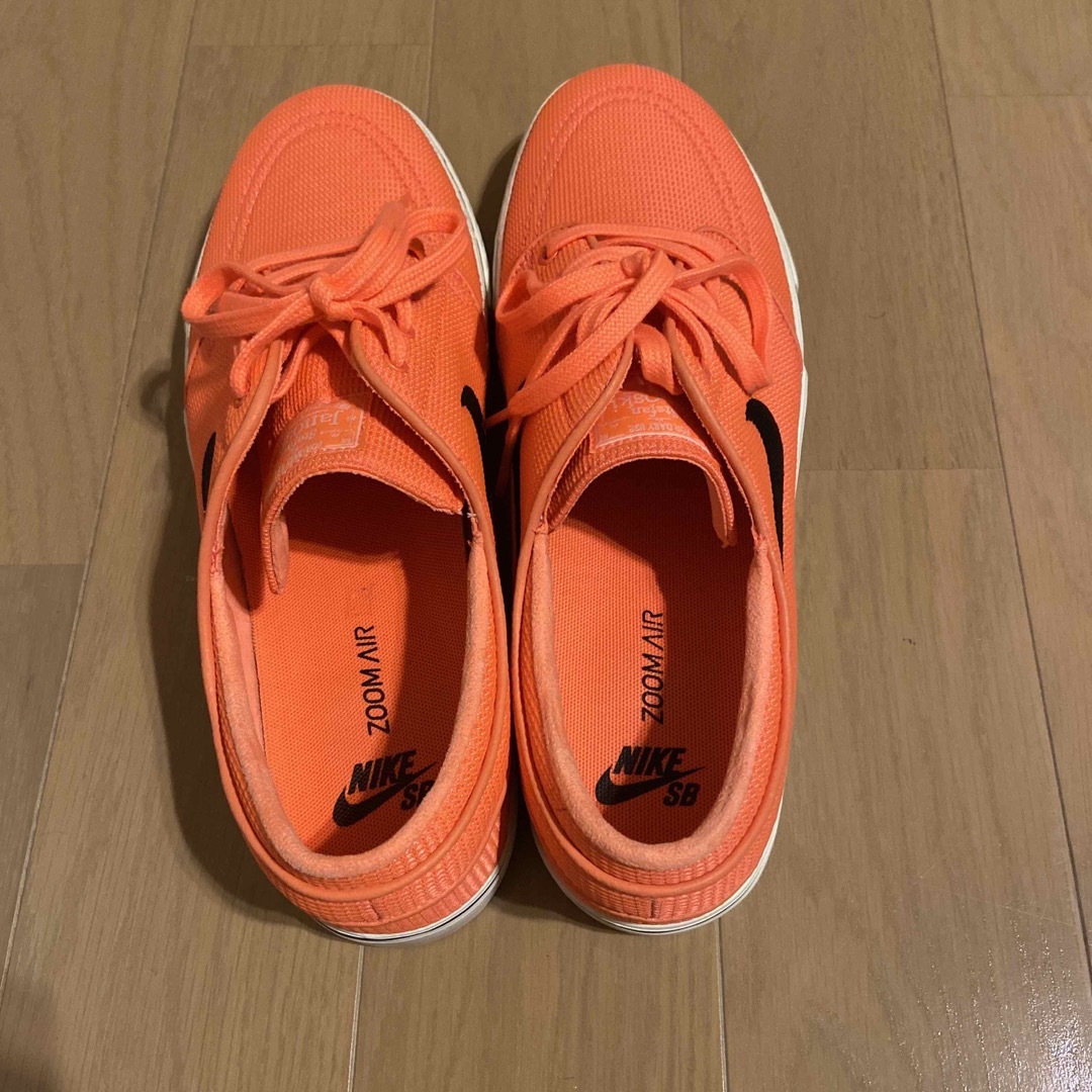 NIKE(ナイキ)のNIKE ZOOM STEFAN JANOSKI メンズの靴/シューズ(スニーカー)の商品写真