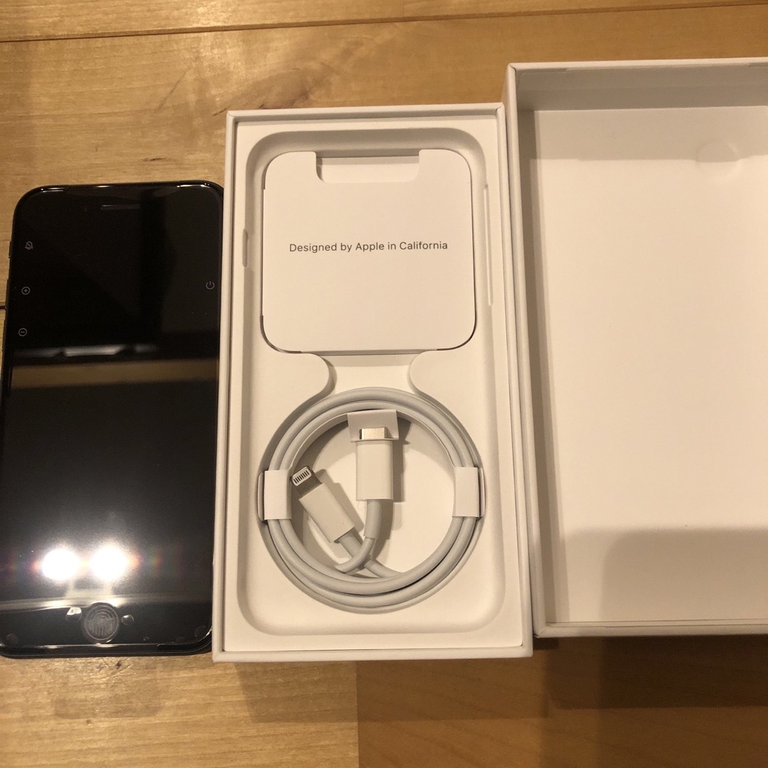 iPhone - iPhone SE3 64GB 未使用品 ミッドナイトブラック の通販 by