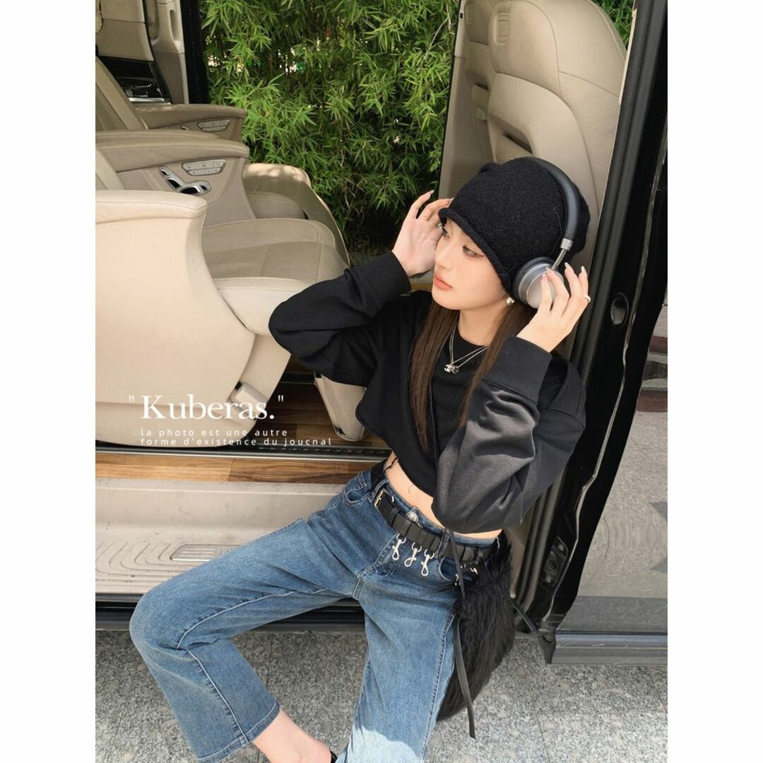 Kuberas バックカットアウト クロップド丈 スウェット