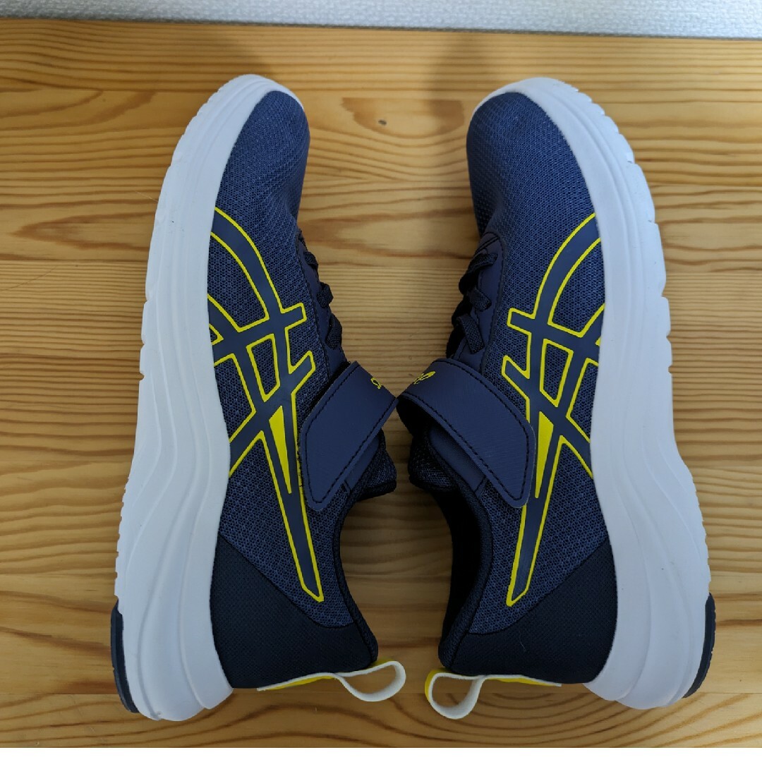 asics(アシックス)の【24.5】アシックス　キッズスニーカー キッズ/ベビー/マタニティのキッズ靴/シューズ(15cm~)(スニーカー)の商品写真