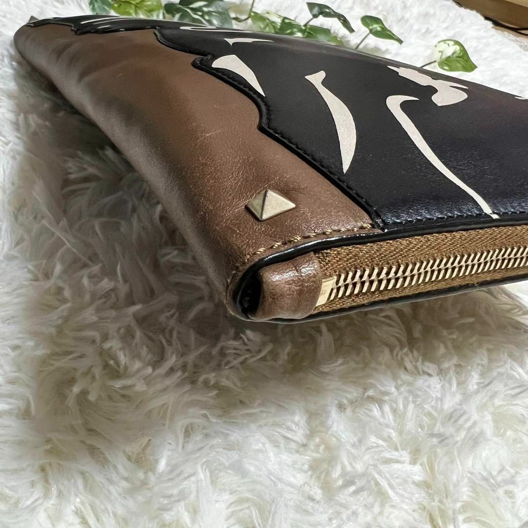 【幻の一品】バレンティノ 豹モチーフ 本革 セカンドバッグ パンサー スタッズ