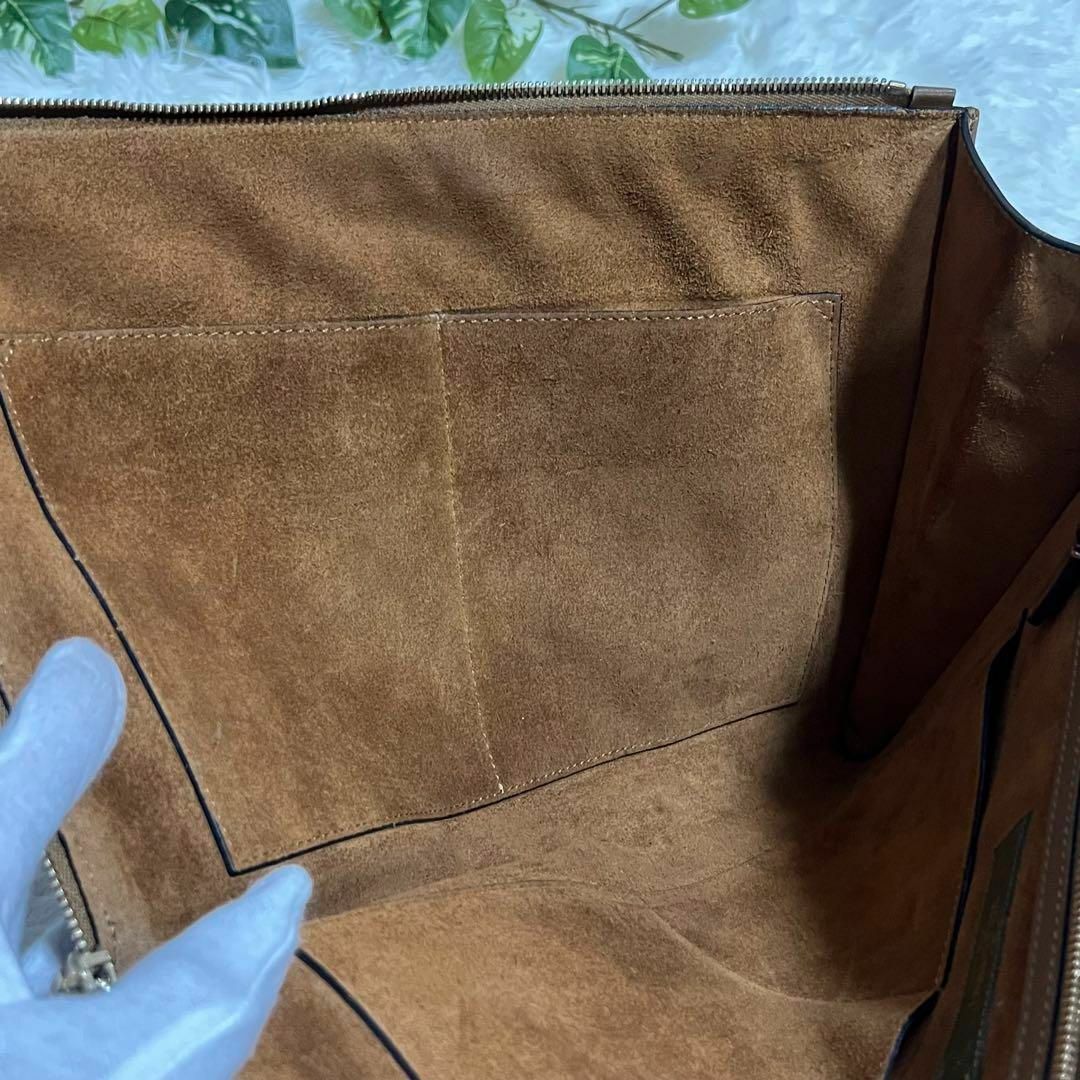 【幻の一品】バレンティノ 豹モチーフ 本革 セカンドバッグ パンサー スタッズ