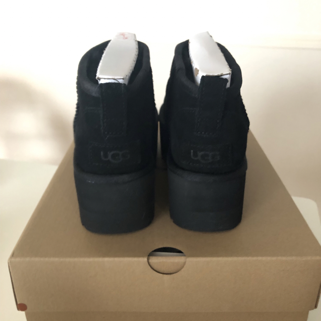 UGG アグプラットフォームムートンブーツクラシックウルトラミニ