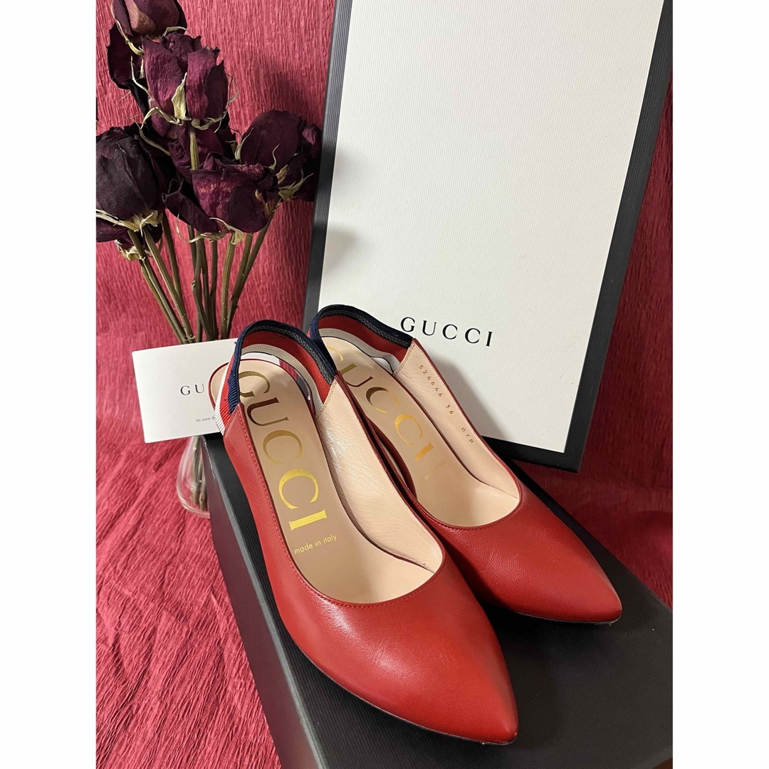 Gucci(グッチ)のGUCCI Sylvie Web Slingred レッド レザーパンプス レディースの靴/シューズ(ハイヒール/パンプス)の商品写真