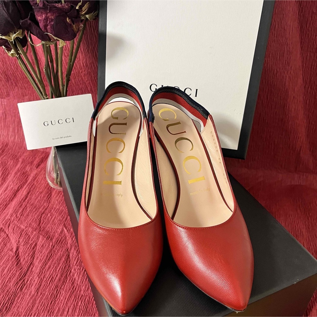 Gucci(グッチ)のGUCCI Sylvie Web Slingred レッド レザーパンプス レディースの靴/シューズ(ハイヒール/パンプス)の商品写真