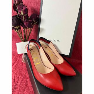 グッチ(Gucci)のGUCCI Sylvie Web Slingred レッド レザーパンプス(ハイヒール/パンプス)