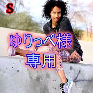 カラフル！おしゃれ♪エスニック柄レギンス S♪ レディース 女性用 ヨガウェア(レギンス/スパッツ)