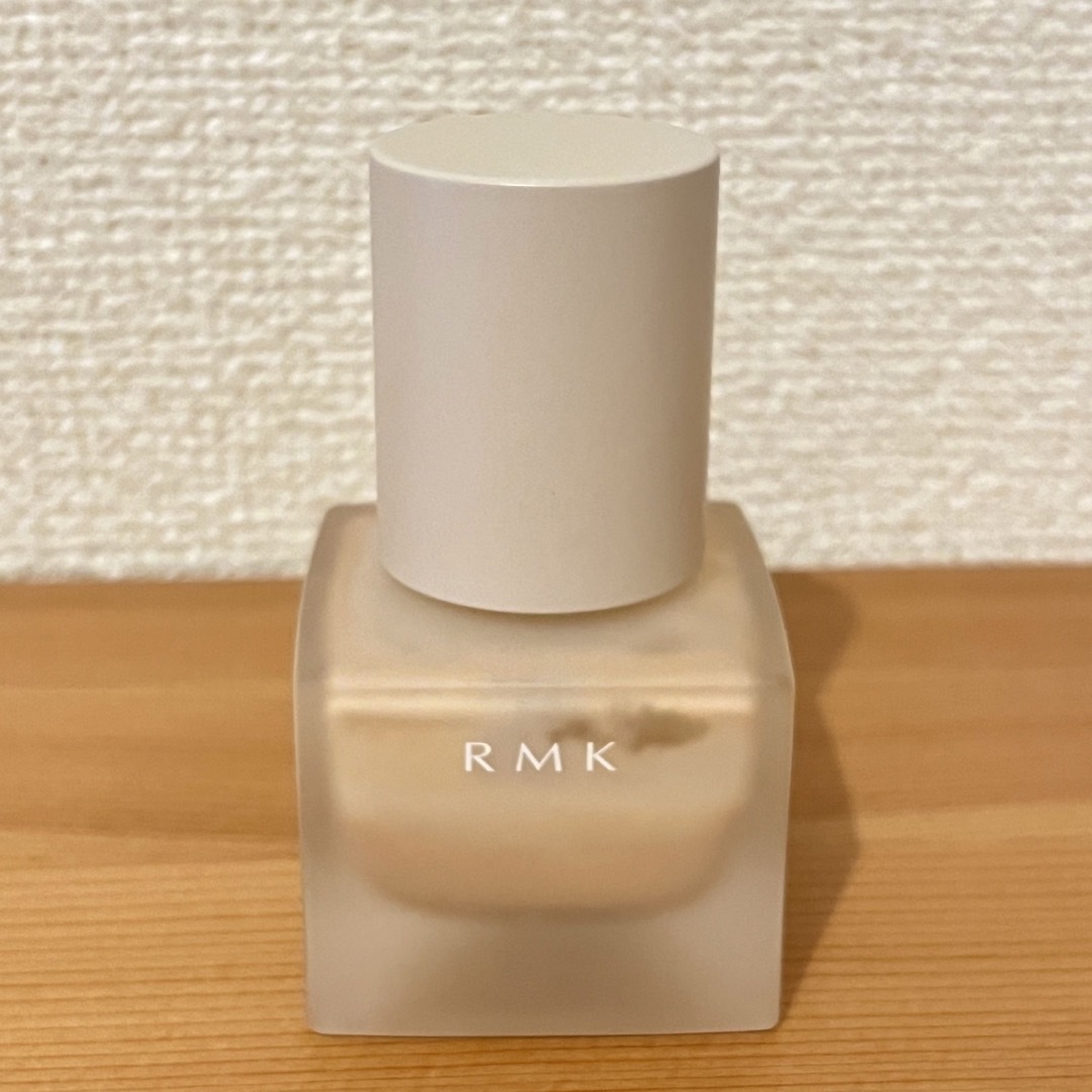 RMK(アールエムケー)のRMK リクイドファンデーション コスメ/美容のベースメイク/化粧品(ファンデーション)の商品写真