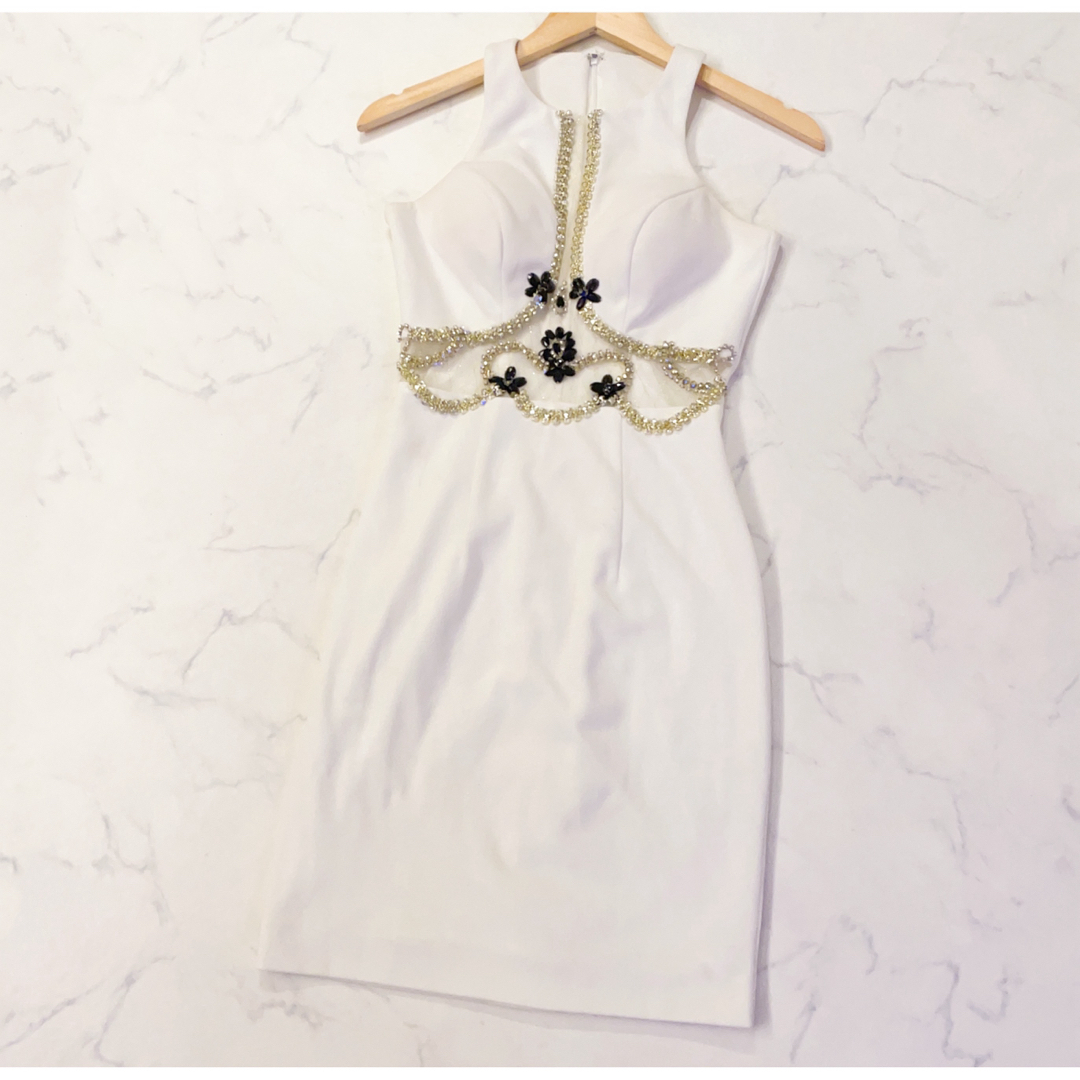 dazzy store(デイジーストア)のノースリーブセンタービジューシースルーミニドレス S ホワイト Alice レディースのフォーマル/ドレス(ナイトドレス)の商品写真