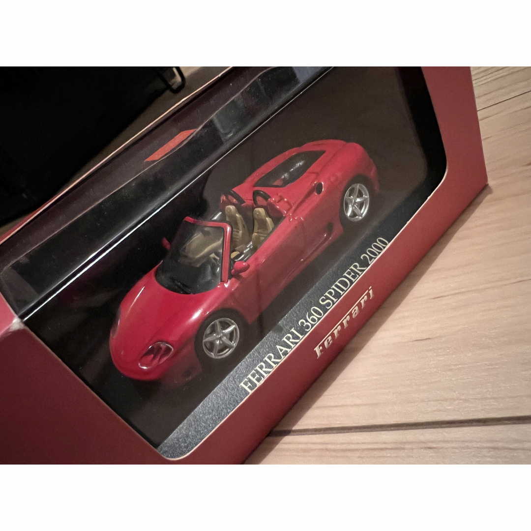 Ferrari(フェラーリ)のFerrari  360 spider red 2000 ミニカー エンタメ/ホビーのおもちゃ/ぬいぐるみ(ミニカー)の商品写真