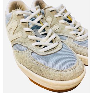 ニューバランス(New Balance)のニューバランス　CRT３００SR   レディース　スニーカー　22.５センチ(スニーカー)