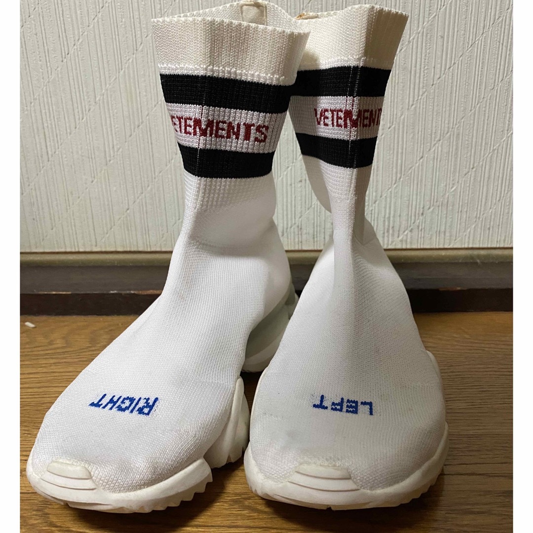 VETEMENTS(ヴェトモン)のvetements reebok socks sneeker ソックススニーカー メンズの靴/シューズ(スニーカー)の商品写真