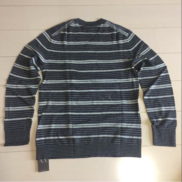 ARMANI EXCHANGE(アルマーニエクスチェンジ)の【新品】ARMANI EXCHANGE Vネック ニット柄 M レディースのトップス(ニット/セーター)の商品写真