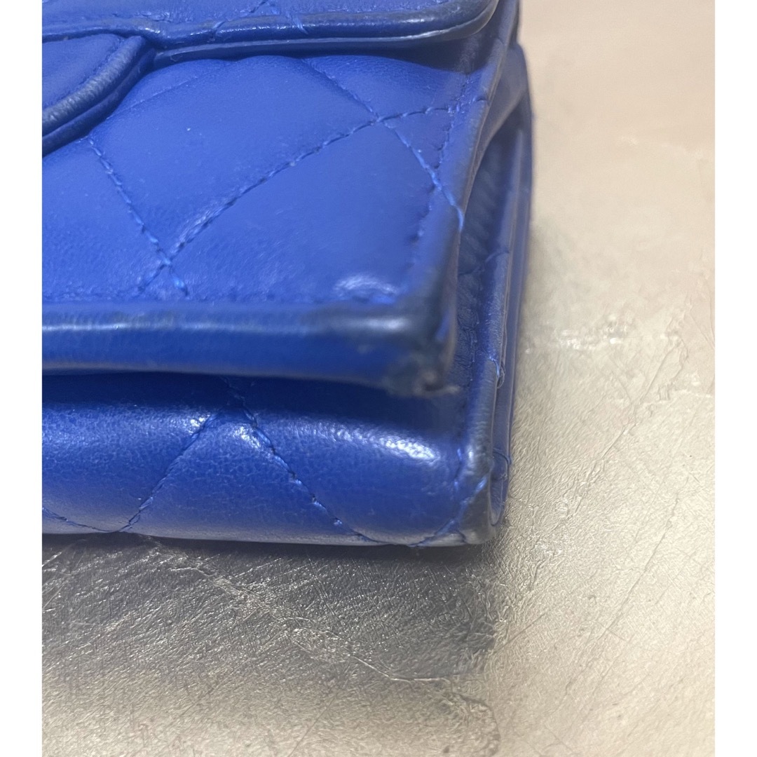 人気 レア シャネル マトラッセ 三つ折り財布 ミニ財布 ミッドナイトブルー