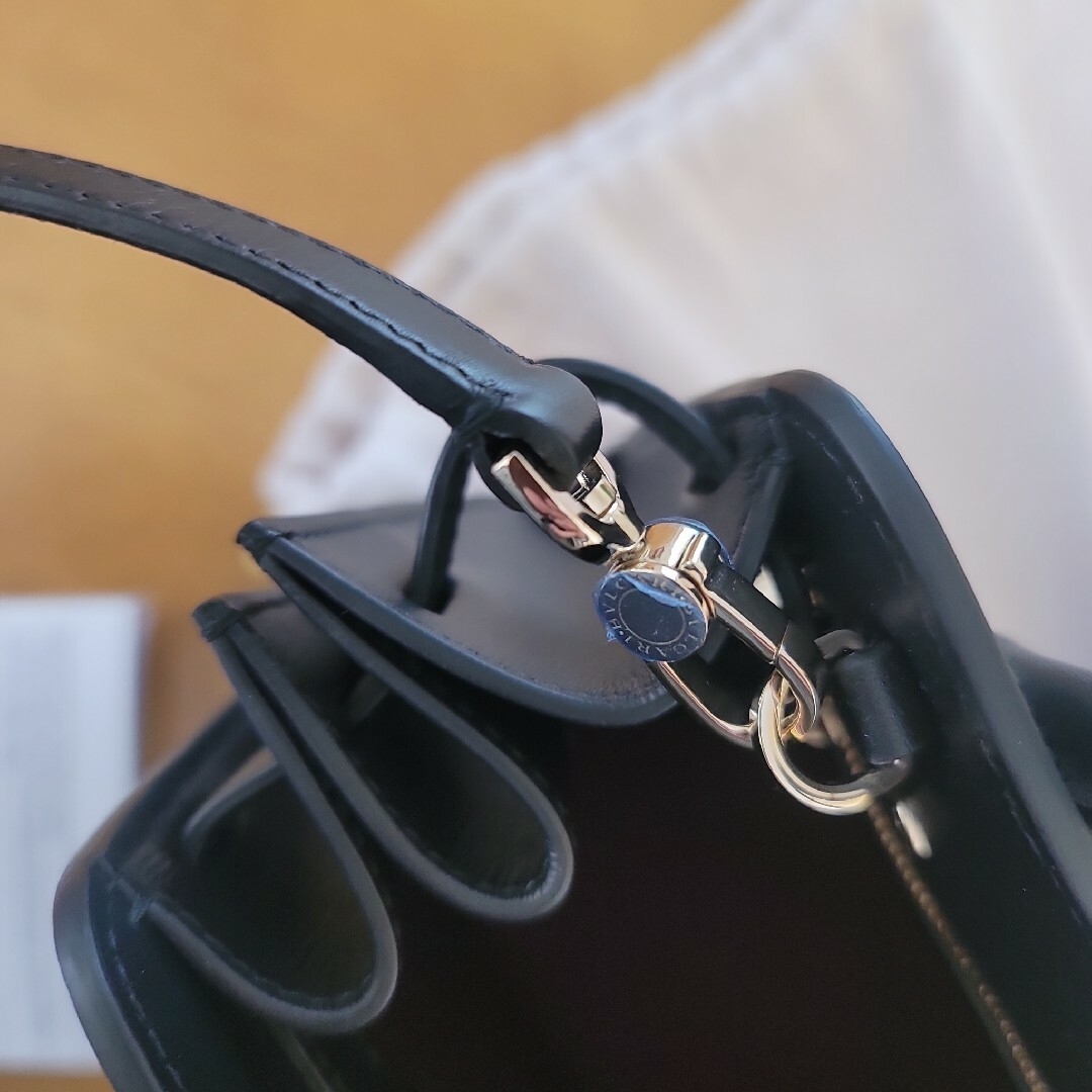 BVLGARI - ブルガリ 未使用 日本韓国限定商品 スター付レザー黒 BVLGARI - ブルガリ 未使用 日本韓国限定商品 スター付レザー黒