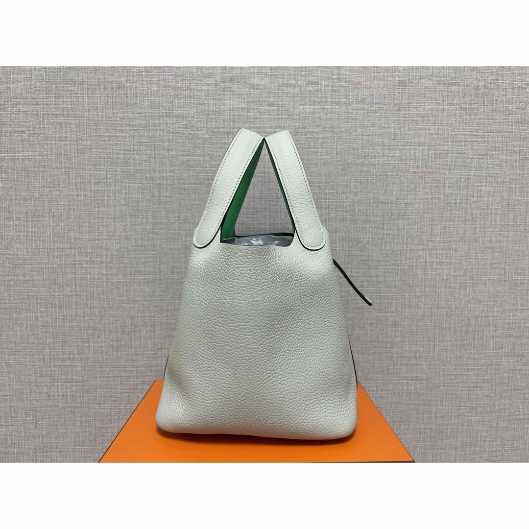 Hermes(エルメス)の★tas 様専用★ペガサスPM　B刻印/ピコタンロックPM B刻印　エクラ レディースのアクセサリー(チャーム)の商品写真