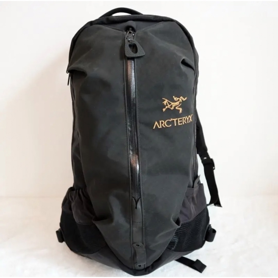 未使用美品　arc'teryx arro 22  （ビームス購入タグ有り）