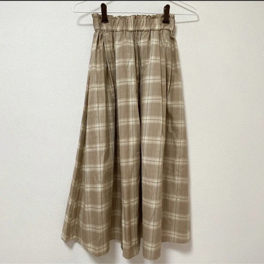 GU(ジーユー)のタフタフレアミディスカート(チェック) レディースのスカート(ロングスカート)の商品写真