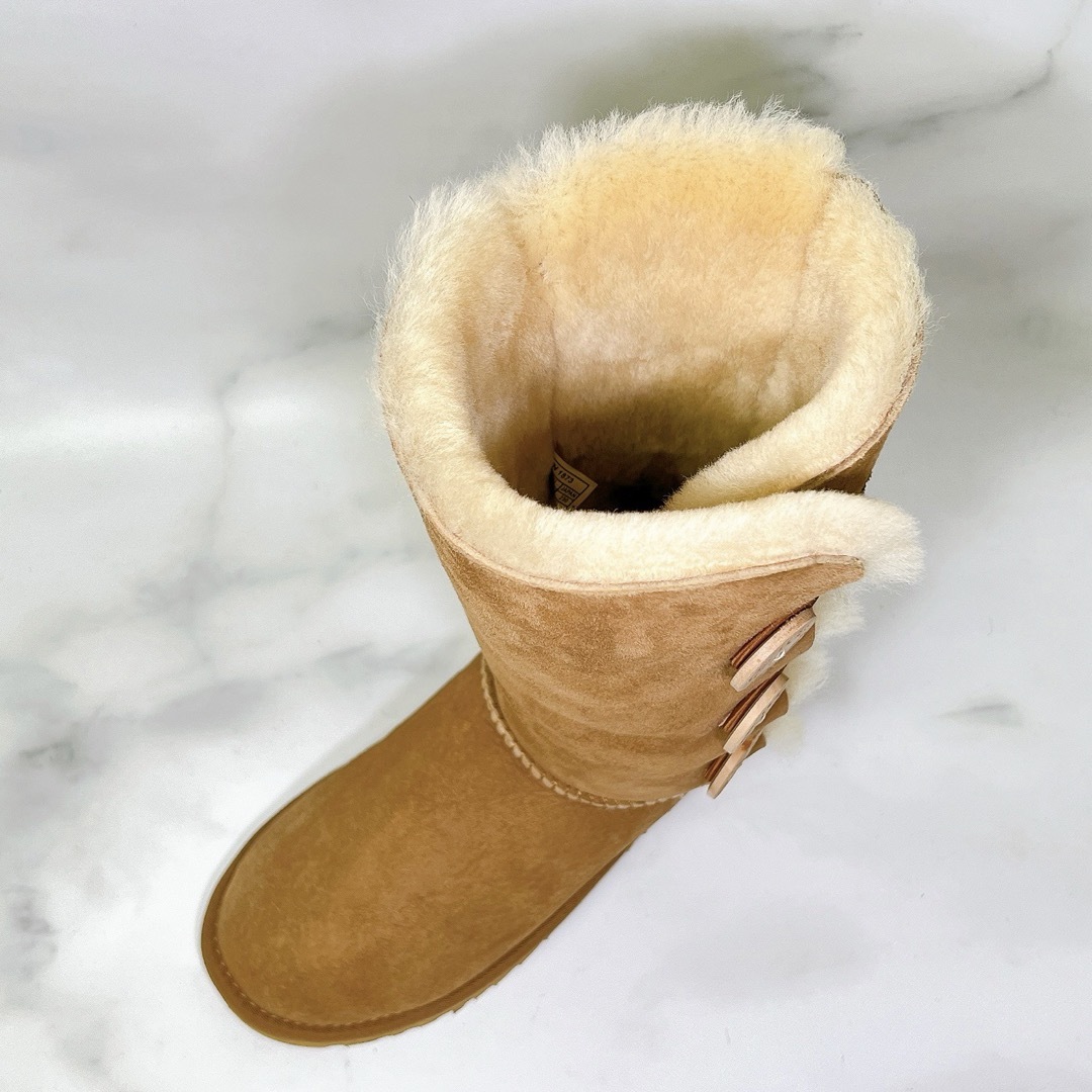 【美品】UGG ムートンブーツ ベイリーボタン トリプレット ベージュ 23.0