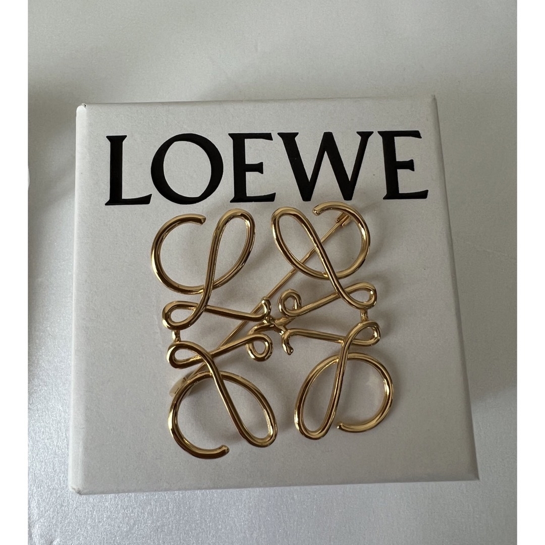 ☆大幅値下げ☆LOEWE ロエベ 大人気 正規品アナグラム ブローチ ゴールド