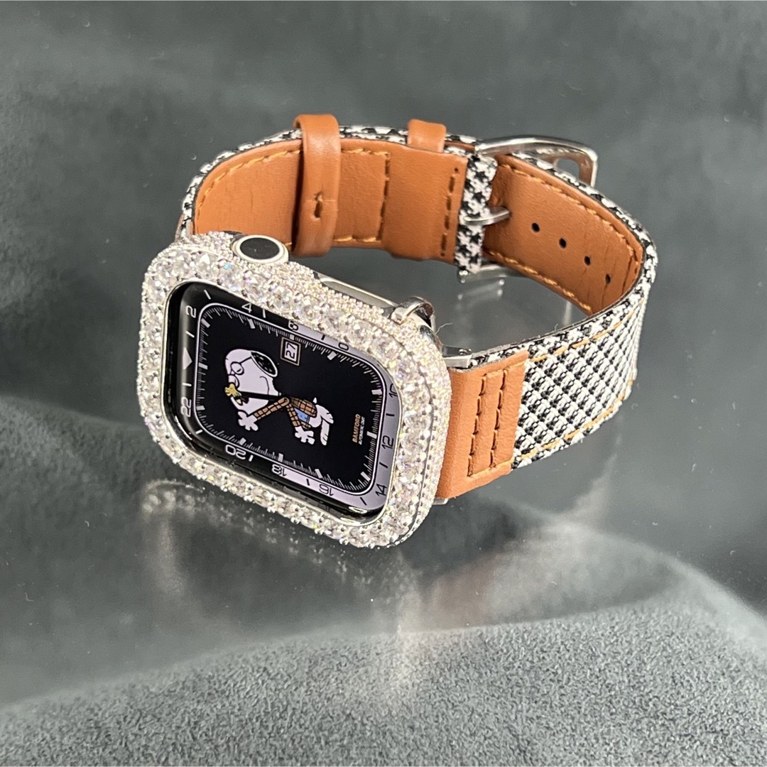 Apple Watch(アップルウォッチ)のアップルウォッチ　cz ダイヤモンドベゼルカバー　レザーベルトセット レディースのファッション小物(その他)の商品写真
