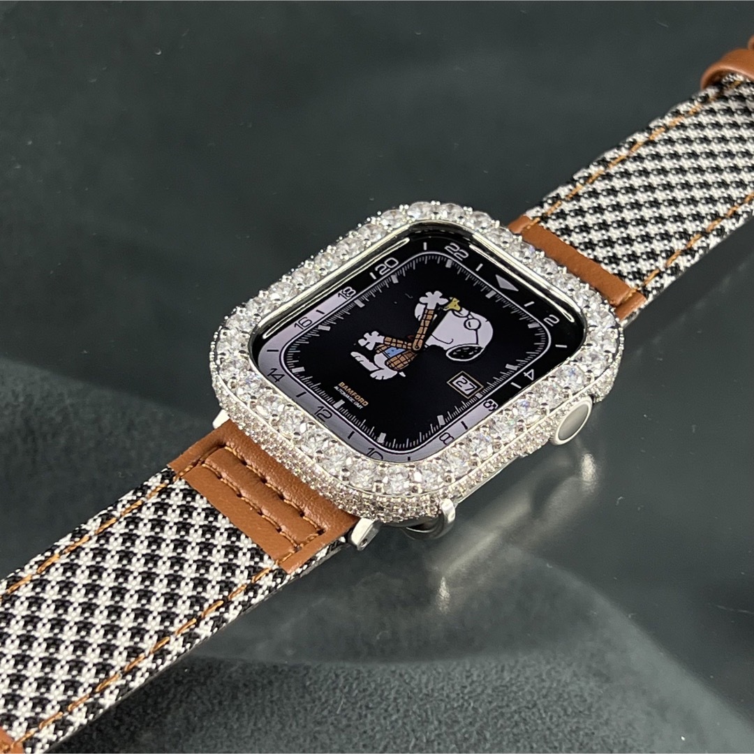 Apple Watch(アップルウォッチ)のアップルウォッチ　cz ダイヤモンドベゼルカバー　レザーベルトセット レディースのファッション小物(その他)の商品写真