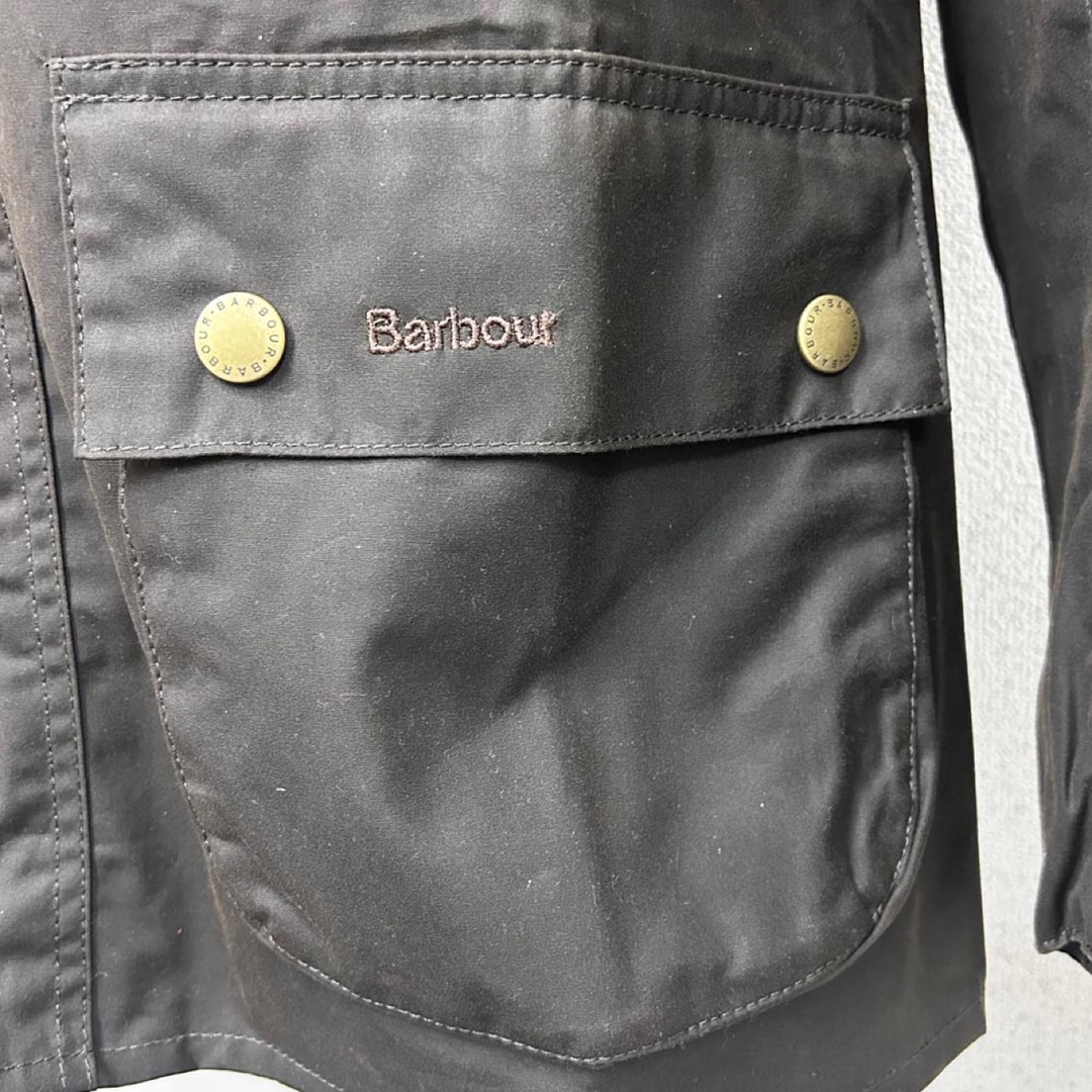 Barbour(バーブァー)の新品 BARBOUR メンズ ジャケット ASHBY WAX オリーブMサイズ メンズのジャケット/アウター(ブルゾン)の商品写真