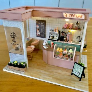 ミニチュアドールハウス　完成品　カフェ❤︎(ミニチュア)