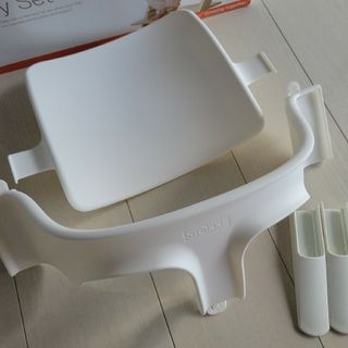 Stokke - トリップトラップ ベビーセット トレイ ハーネス テーブルの