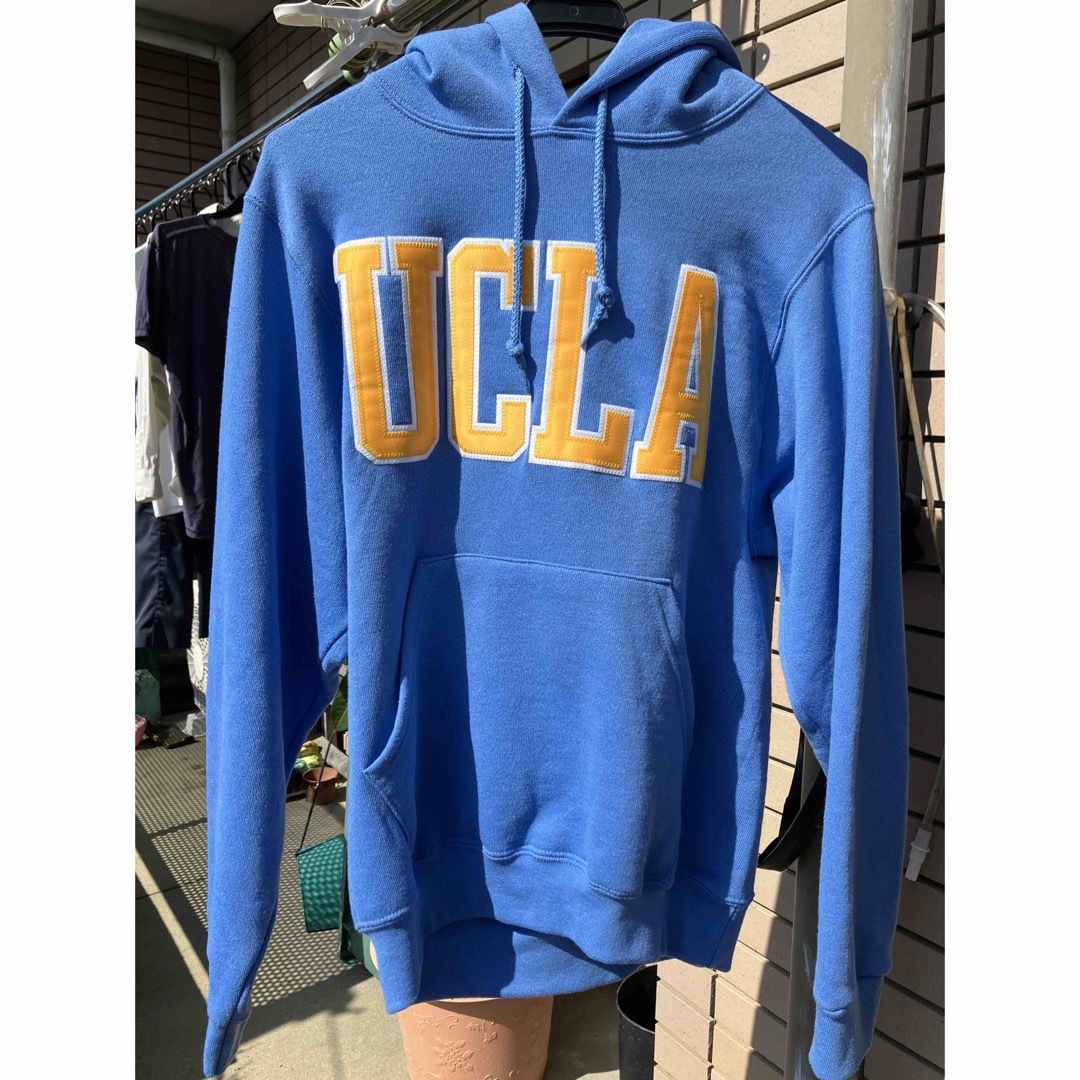 ucla パーカー　水色