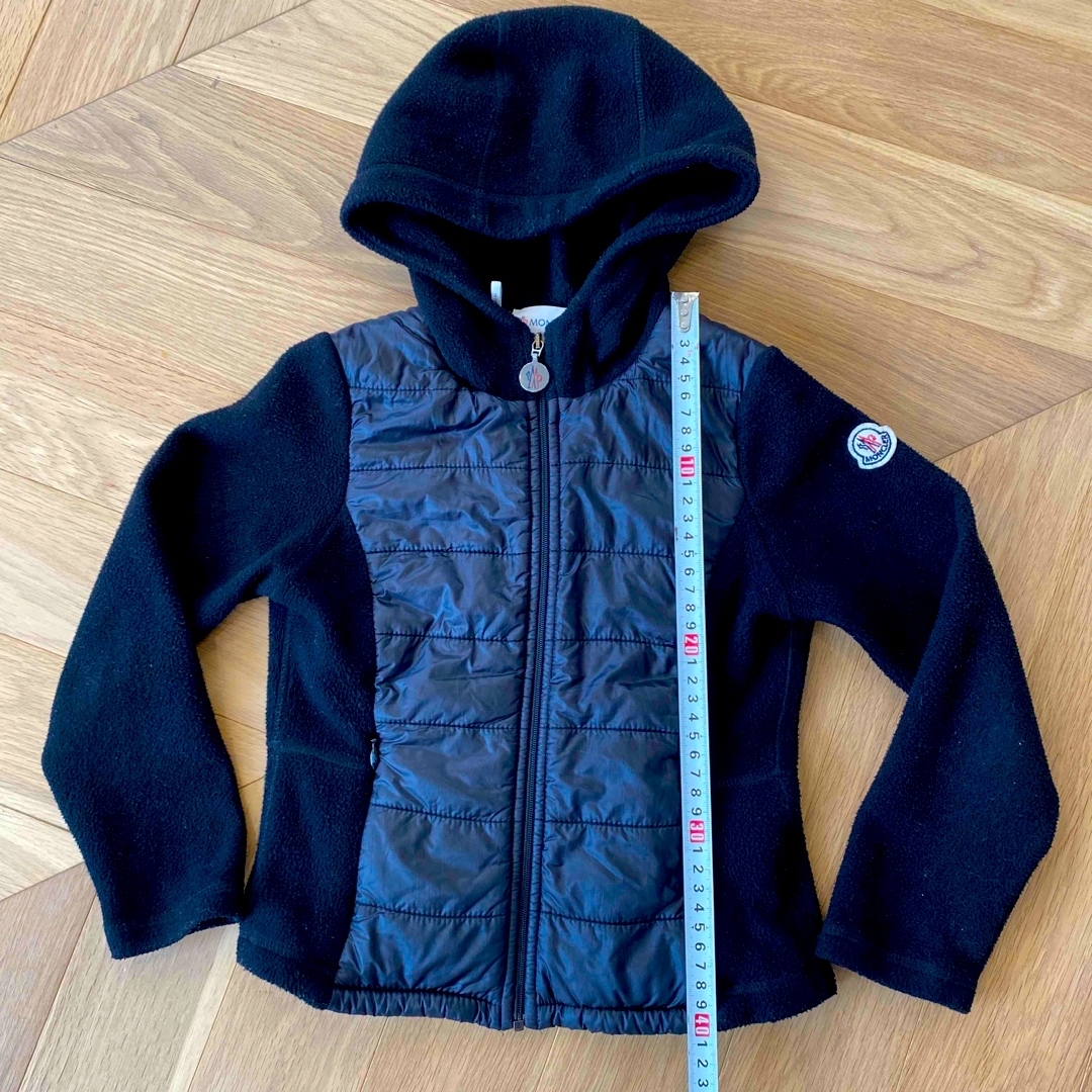 MONCLER(モンクレール)のモンクレール  100 110 フリース　パンツ　スカート　ワンピース　セーター キッズ/ベビー/マタニティのキッズ服女の子用(90cm~)(コート)の商品写真