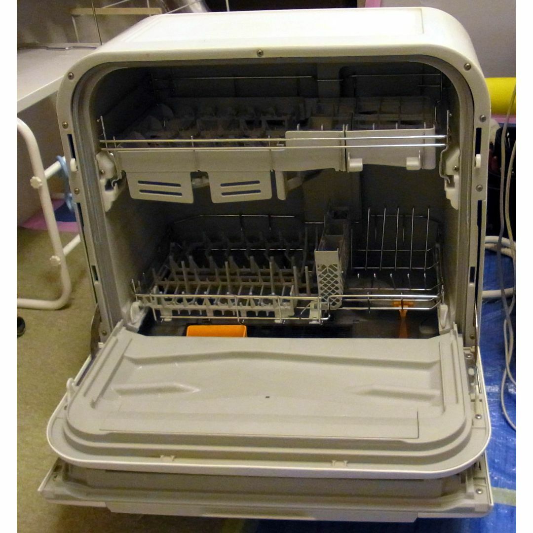 パナソニック　食器洗い乾燥機　ファミリーサイズ　NP-TME2　2014年製