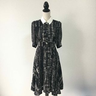 フォクシー(FOXEY)の美品　FOXEY フォクシー　白襟　最高級シルク　ドレス　ワンピース(ニット/セーター)