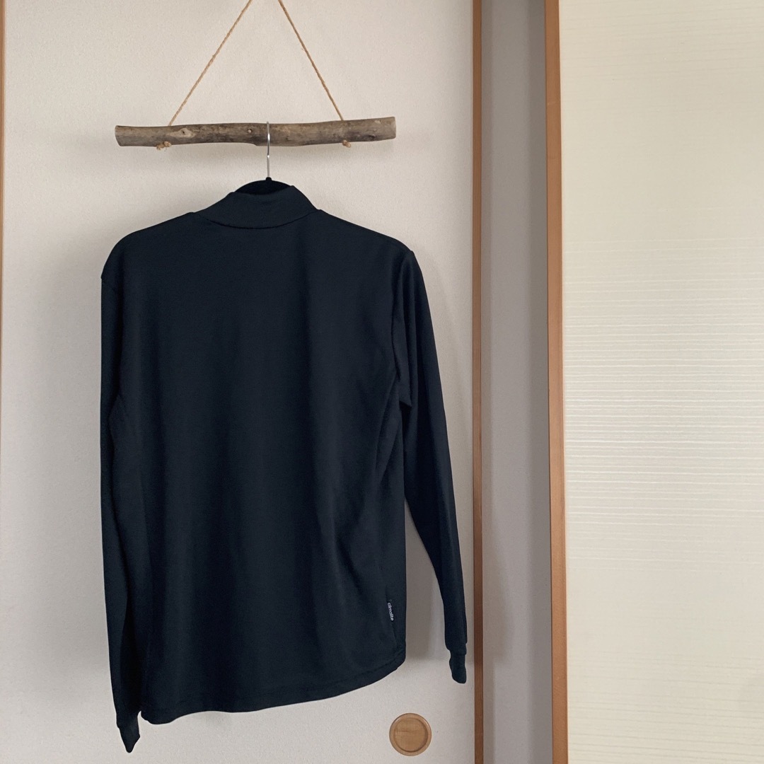 adidas(アディダス)のadidas  インナーシャツ　メンズ　ブラック メンズのトップス(Tシャツ/カットソー(七分/長袖))の商品写真