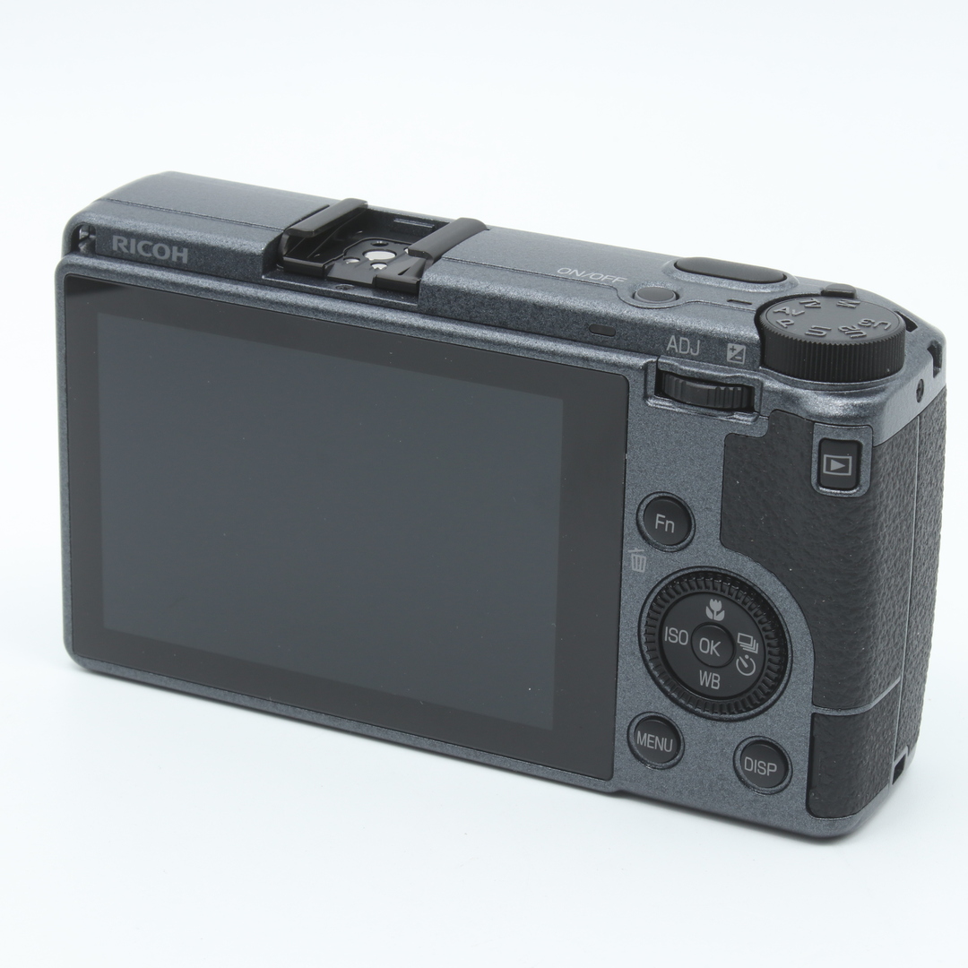 RICOH(リコー)の【新同品】リコー RICOH GR IIIx Urban Edition メタリックグレー デジタルカメラ ネイビー スマホ/家電/カメラのカメラ(デジタル一眼)の商品写真