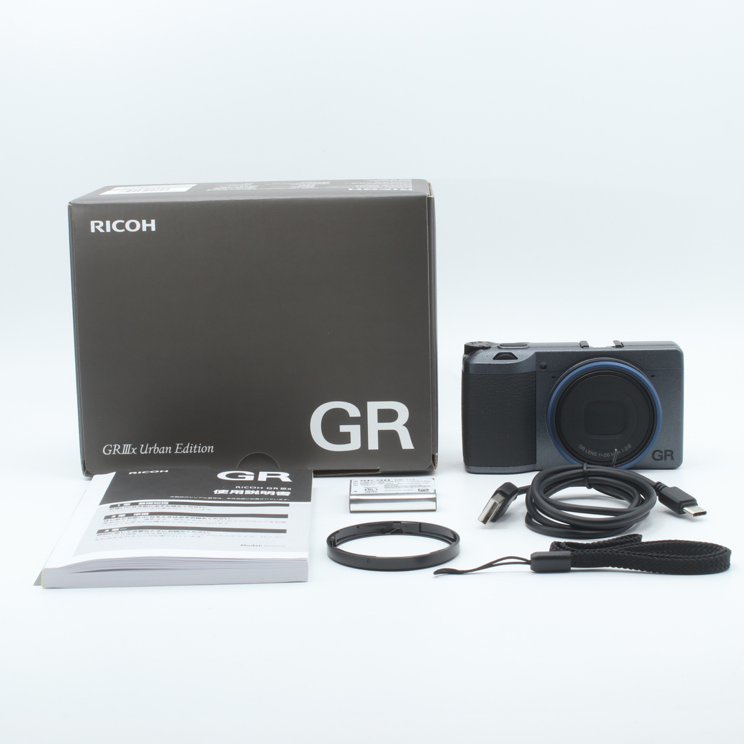 RICOH(リコー)の【新同品】リコー RICOH GR IIIx Urban Edition メタリックグレー デジタルカメラ ネイビー スマホ/家電/カメラのカメラ(デジタル一眼)の商品写真