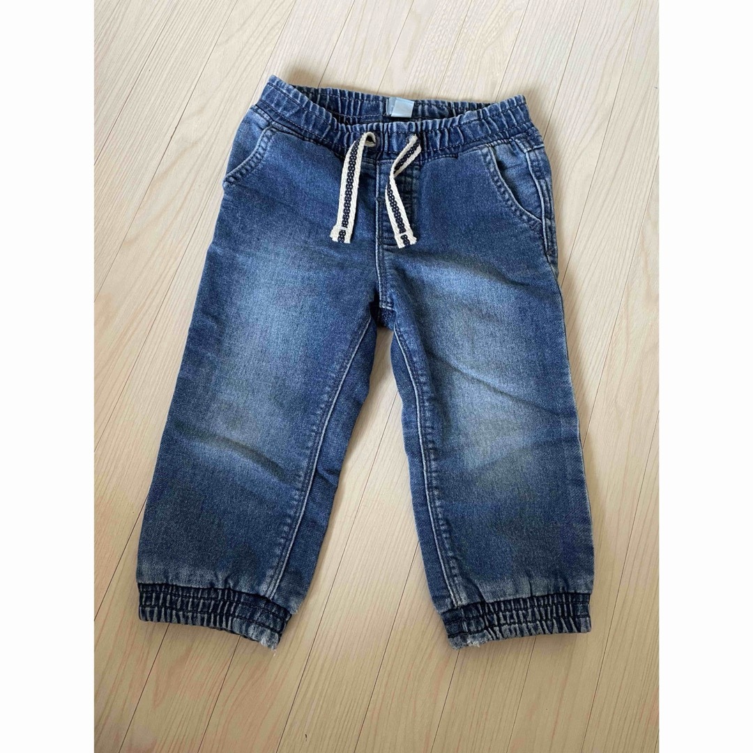 babyGAP(ベビーギャップ)のbaby Gap🧸90 denim キッズ/ベビー/マタニティのキッズ服男の子用(90cm~)(パンツ/スパッツ)の商品写真