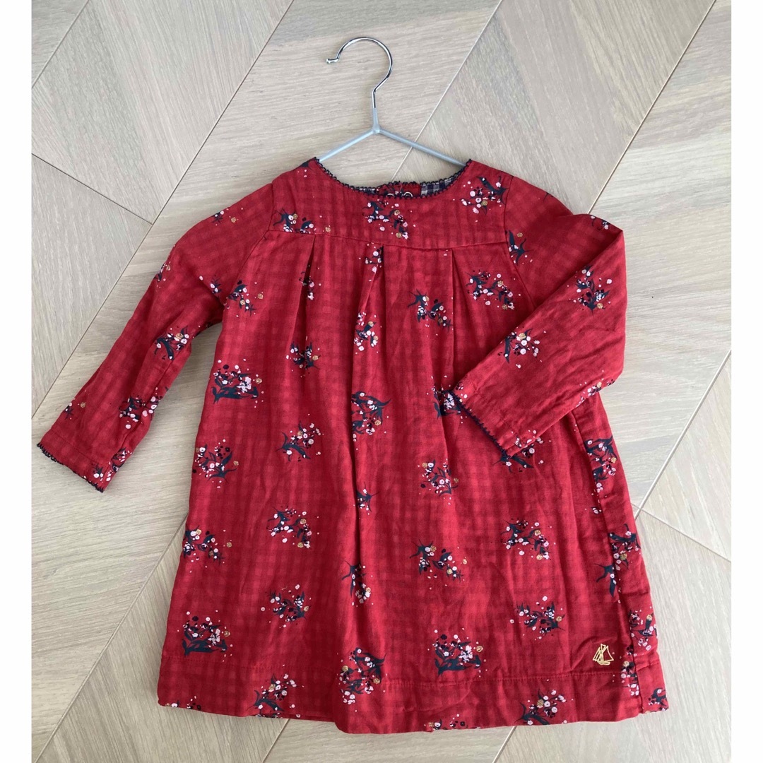 PETIT BATEAU(プチバトー)の【美品】プチバトー:ワンピース キッズ/ベビー/マタニティのベビー服(~85cm)(ワンピース)の商品写真