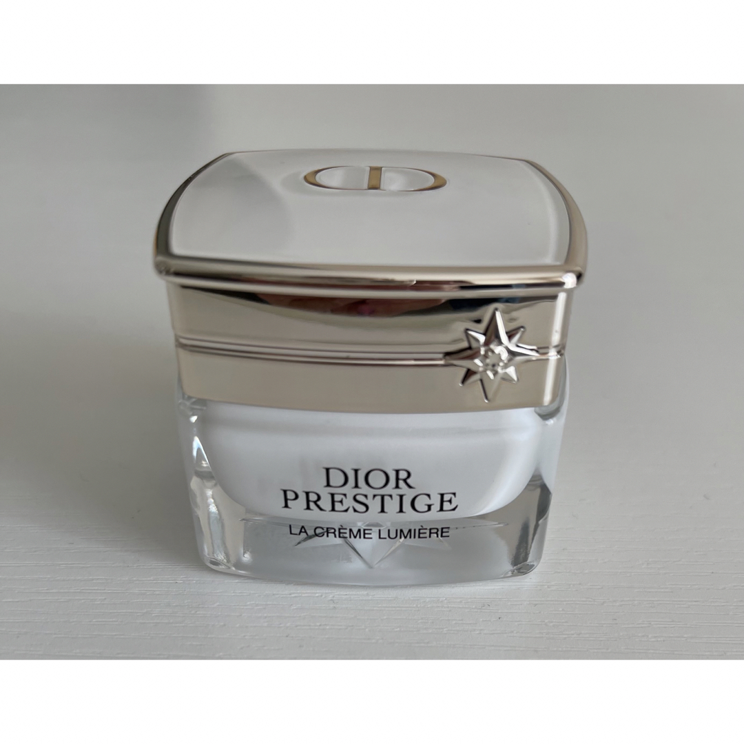 Dior(ディオール)のディオールプレステージ　ラクレームルミエールN 15ml コスメ/美容のスキンケア/基礎化粧品(フェイスクリーム)の商品写真