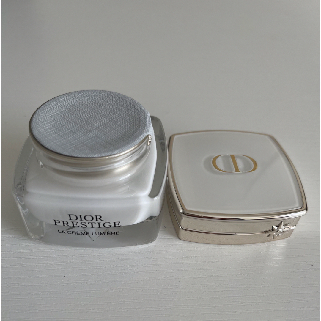 Dior(ディオール)のディオールプレステージ　ラクレームルミエールN 15ml コスメ/美容のスキンケア/基礎化粧品(フェイスクリーム)の商品写真