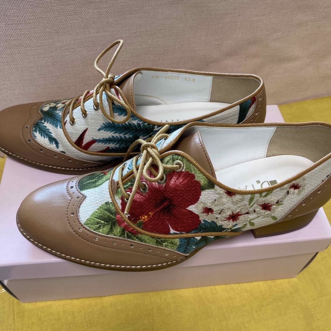 DIANA(ダイアナ)の新品・未使用　ダイアナローファー　靴 レディースの靴/シューズ(ローファー/革靴)の商品写真