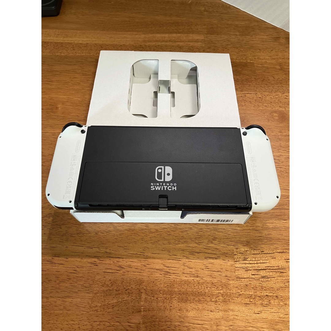 美品 Nintendo Switch有機EL+プロコン+256GB+おまけ