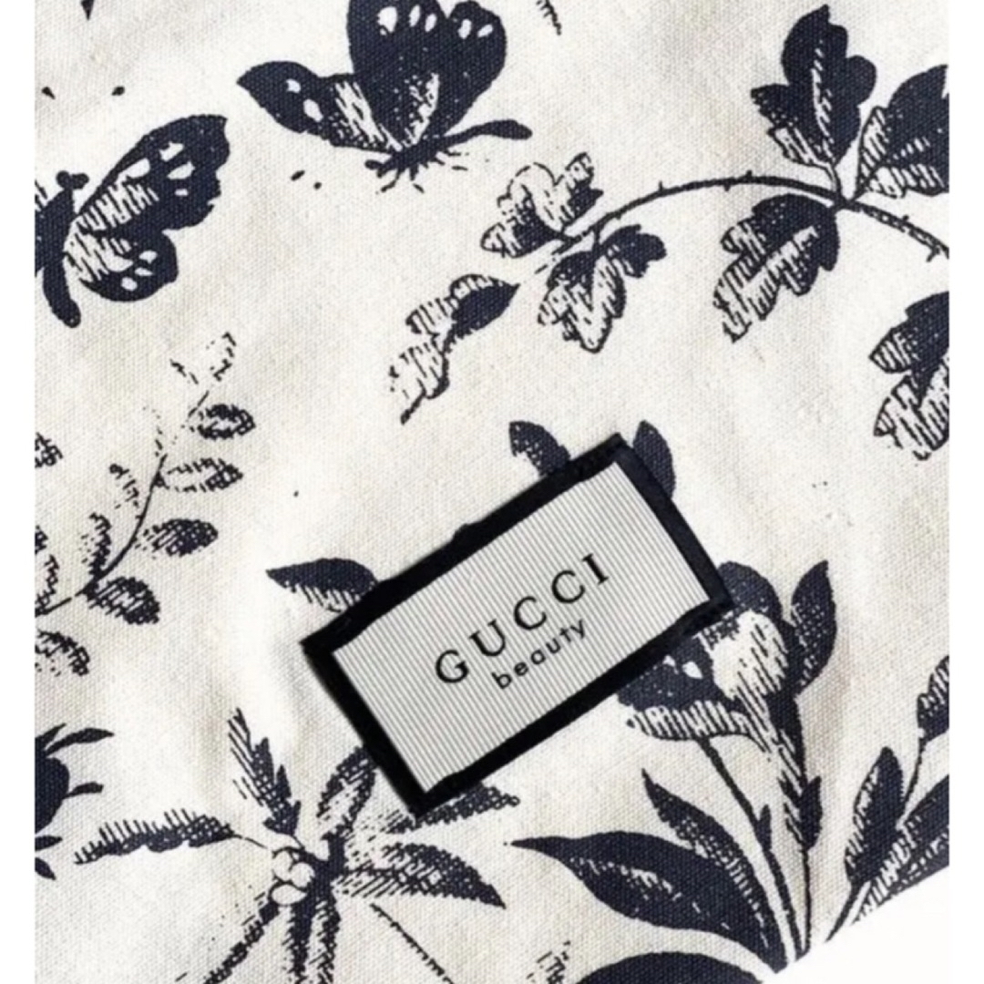 Gucci(グッチ)のGUCCI エコバッグ　新品未使用　正規ノベルティ レディースのバッグ(エコバッグ)の商品写真