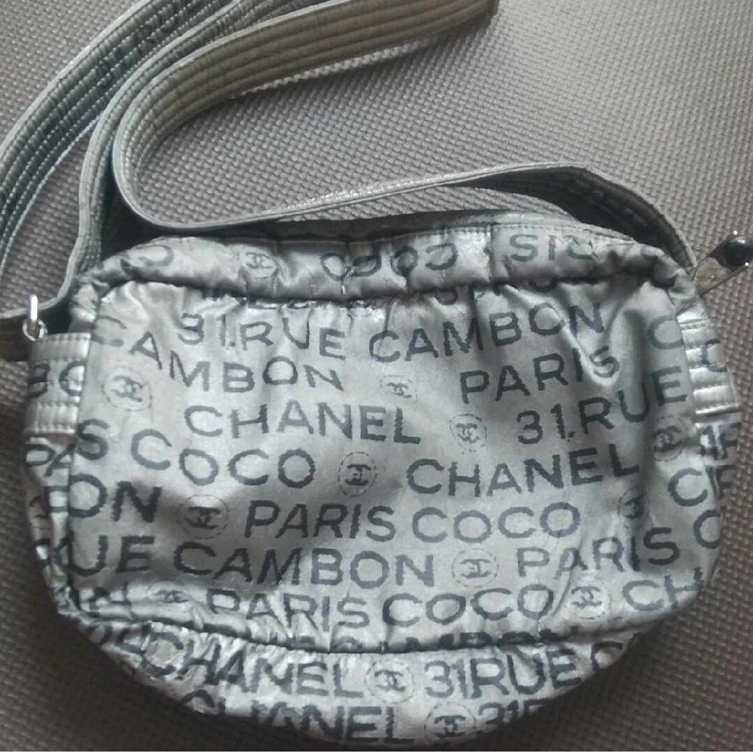 CHANEL☆シャネル ショルダーバッグ